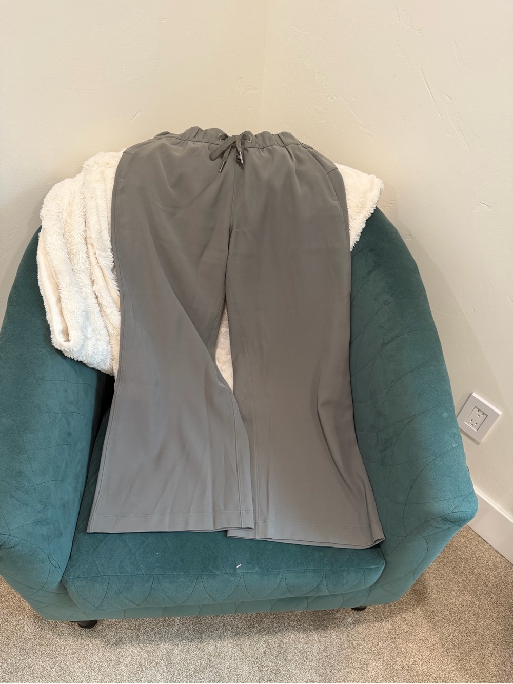lululemon athletica Wide Leg Pants in Light Greenish Gray